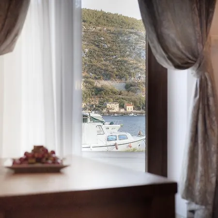 Hébergement de vacances My House *