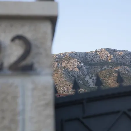 Semesterbostad My House *