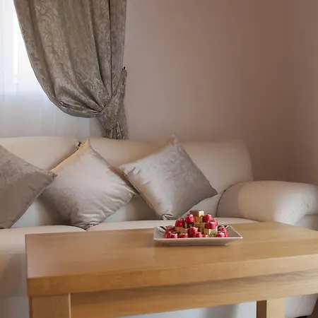 My House Semesterbostad *